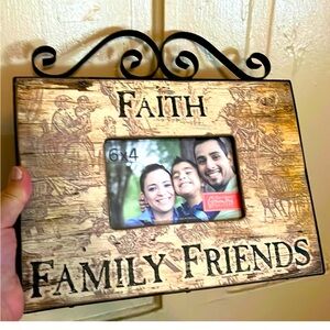 Rustic Brown Family Photo Frame for 6x4 photo